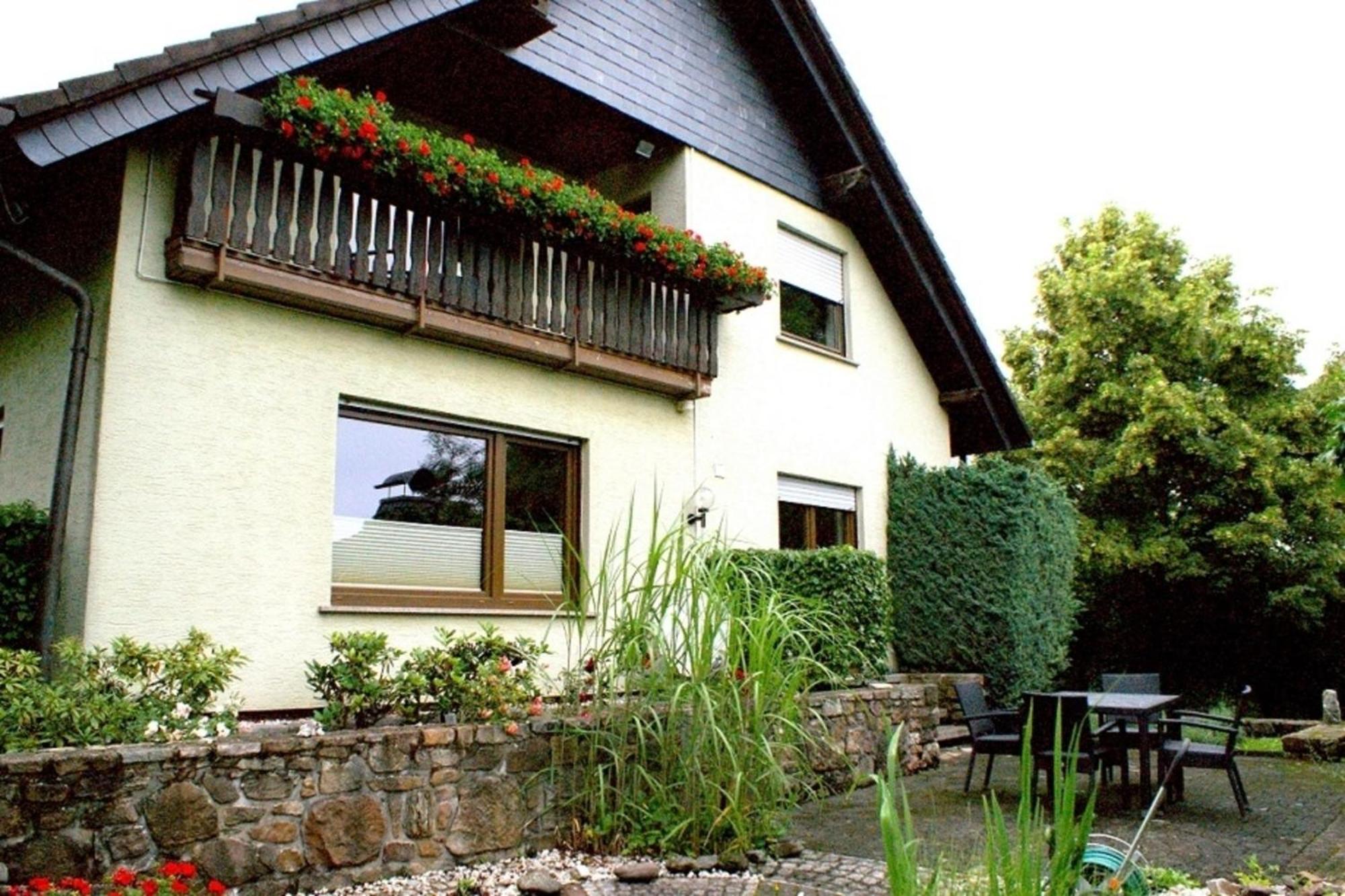 Apartamento Haus "Zwischen Den Waeldern" Allenbach Exterior foto